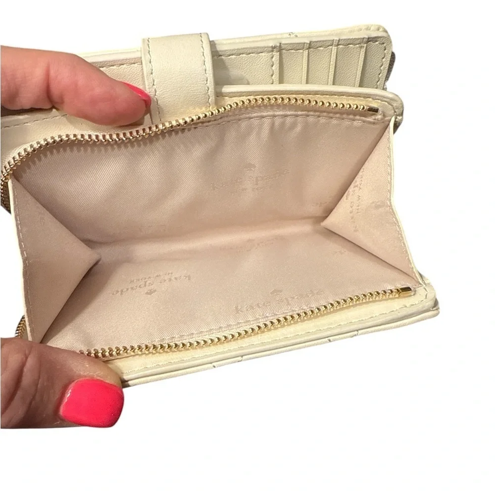 Kate Spade Cream Quilted Women's Wallet